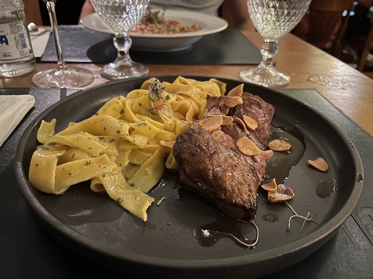 IAIÁ BISTRÔ