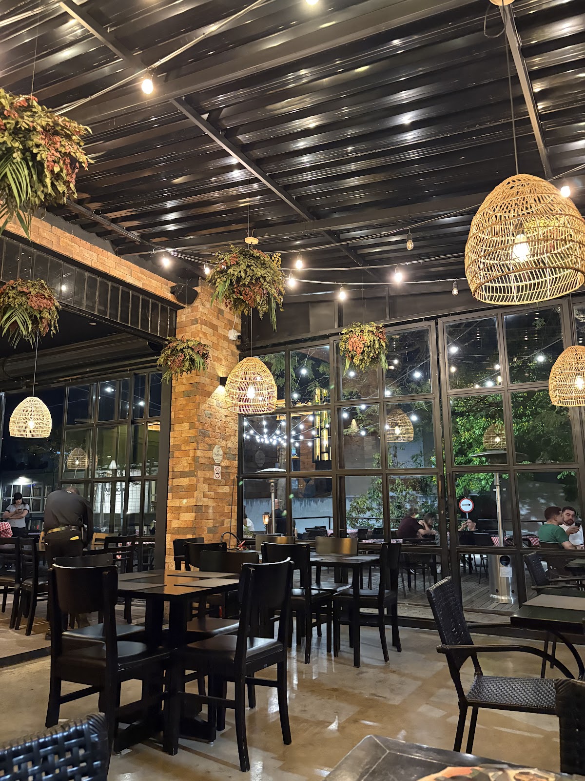 Villa Napolitana Campolim - Pizzaria