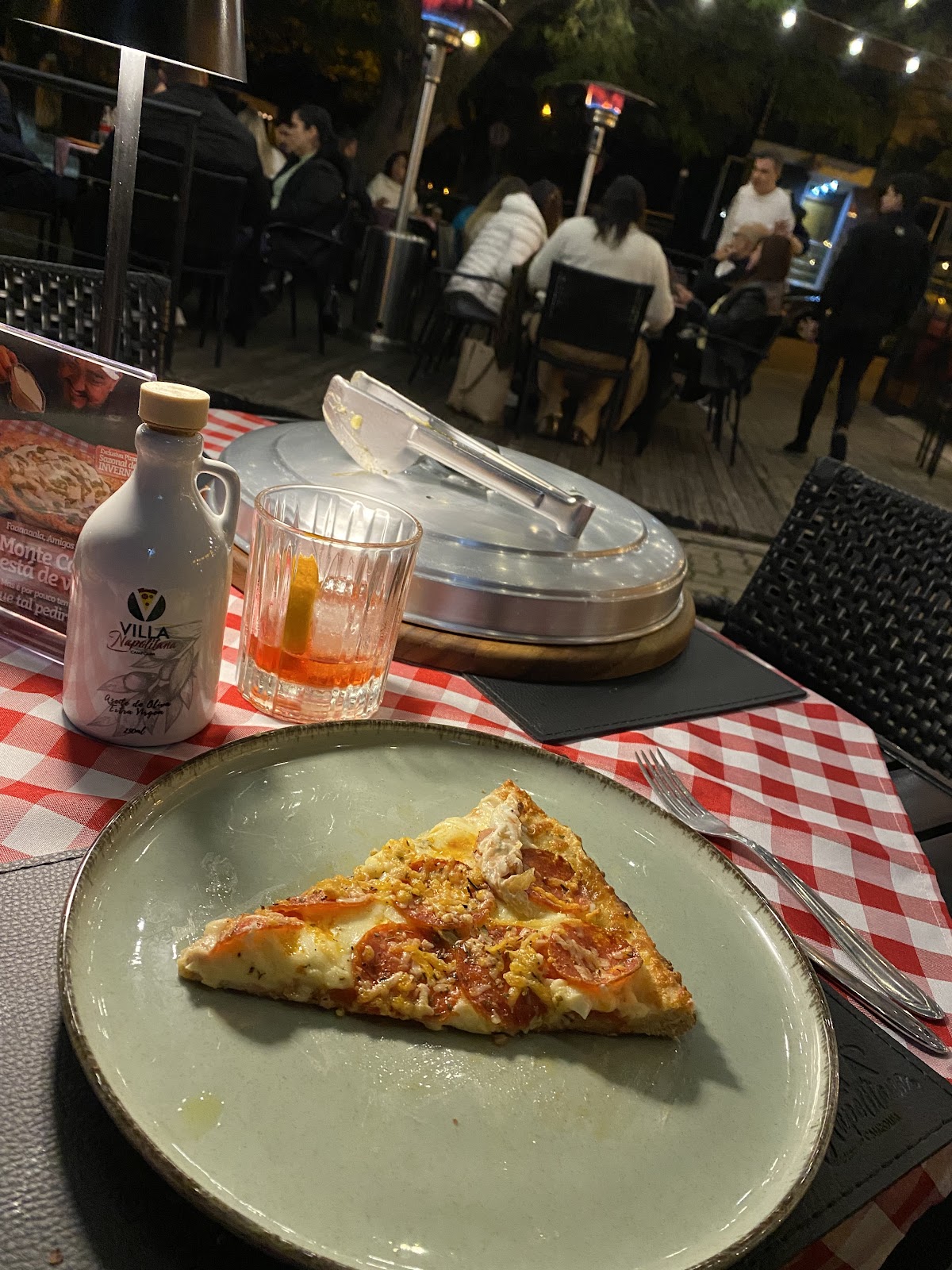 Villa Napolitana Campolim - Pizzaria