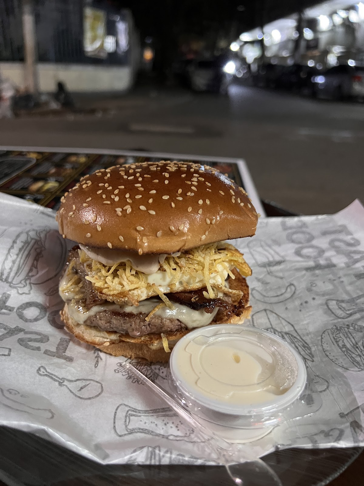 Queens pub burger