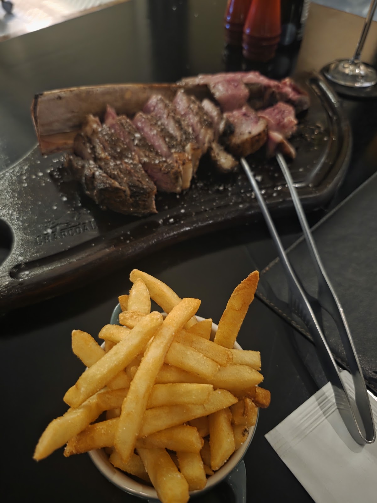 Charcoal Restaurante