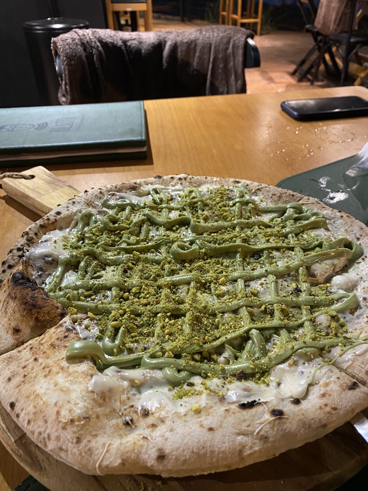 Beato Pizzaria Artesanal - Pizza Napoletana - Contemporânea - Pizzaria Santa Maria