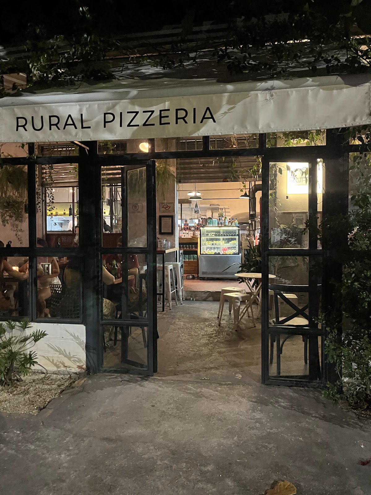 Rural Pizzeria Napoletana
