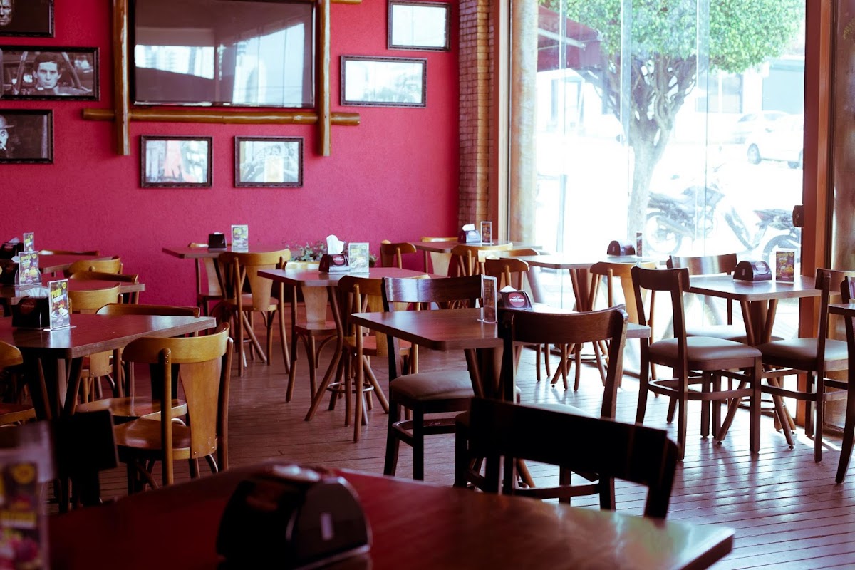 Restaurante & Peixaria Pioneiros