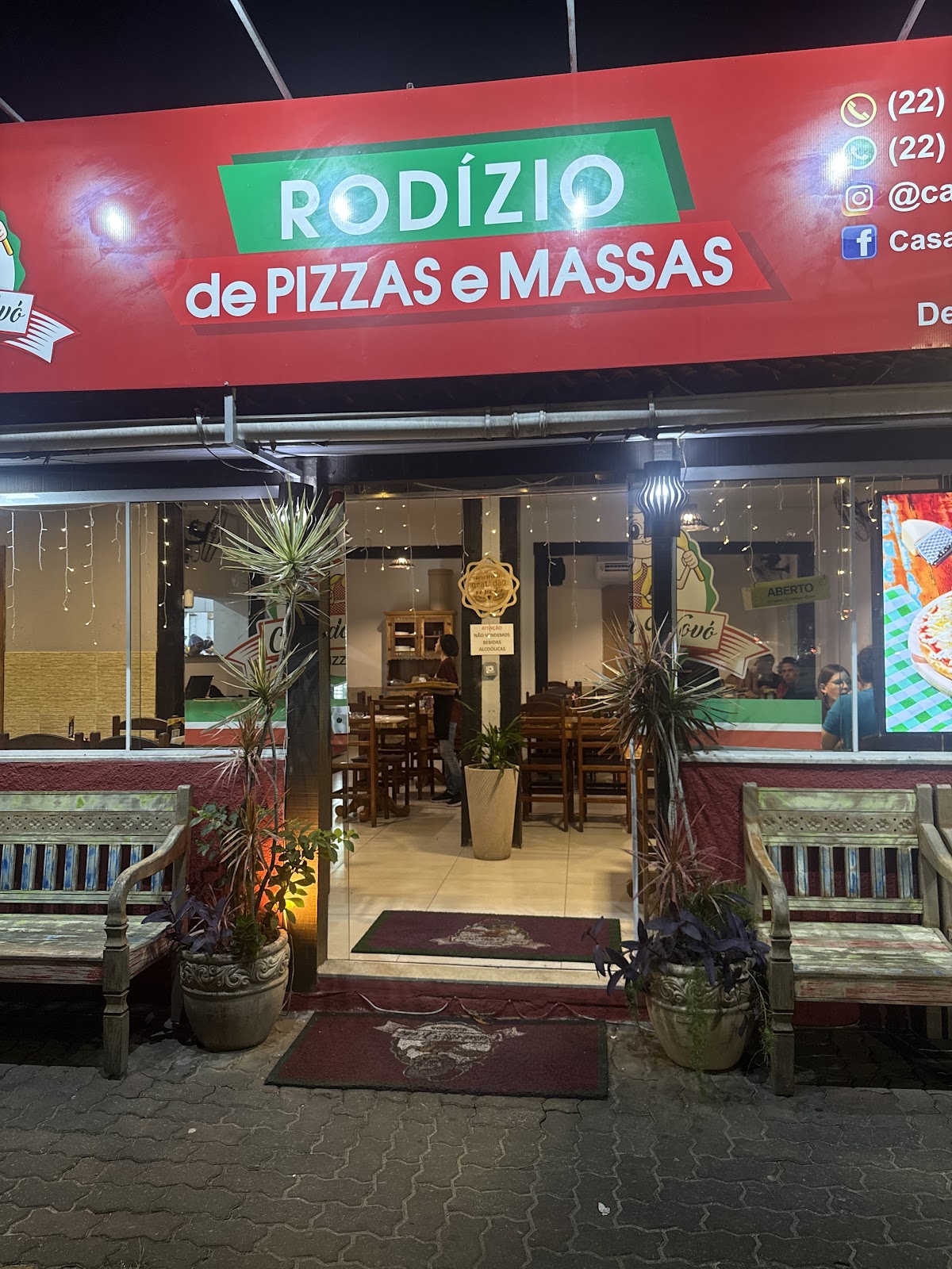Rodízio de Pizzas & Massas - Pizzaria Casa da Vovó - Arraial do Cabo