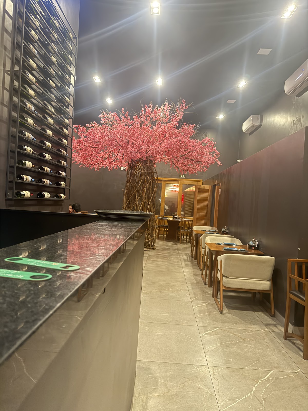 kiato Sushi Bar