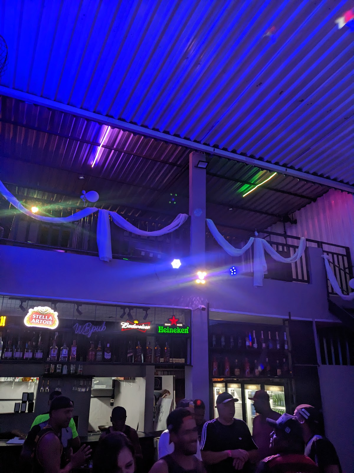 Foto de WB White Black pub