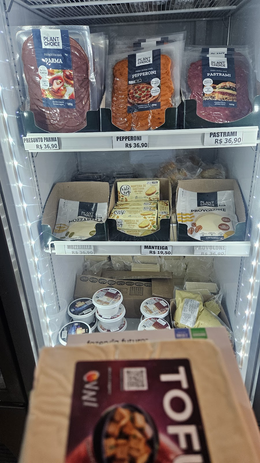 NEM PEIXE MERCADO E CAFÉ VEGANO