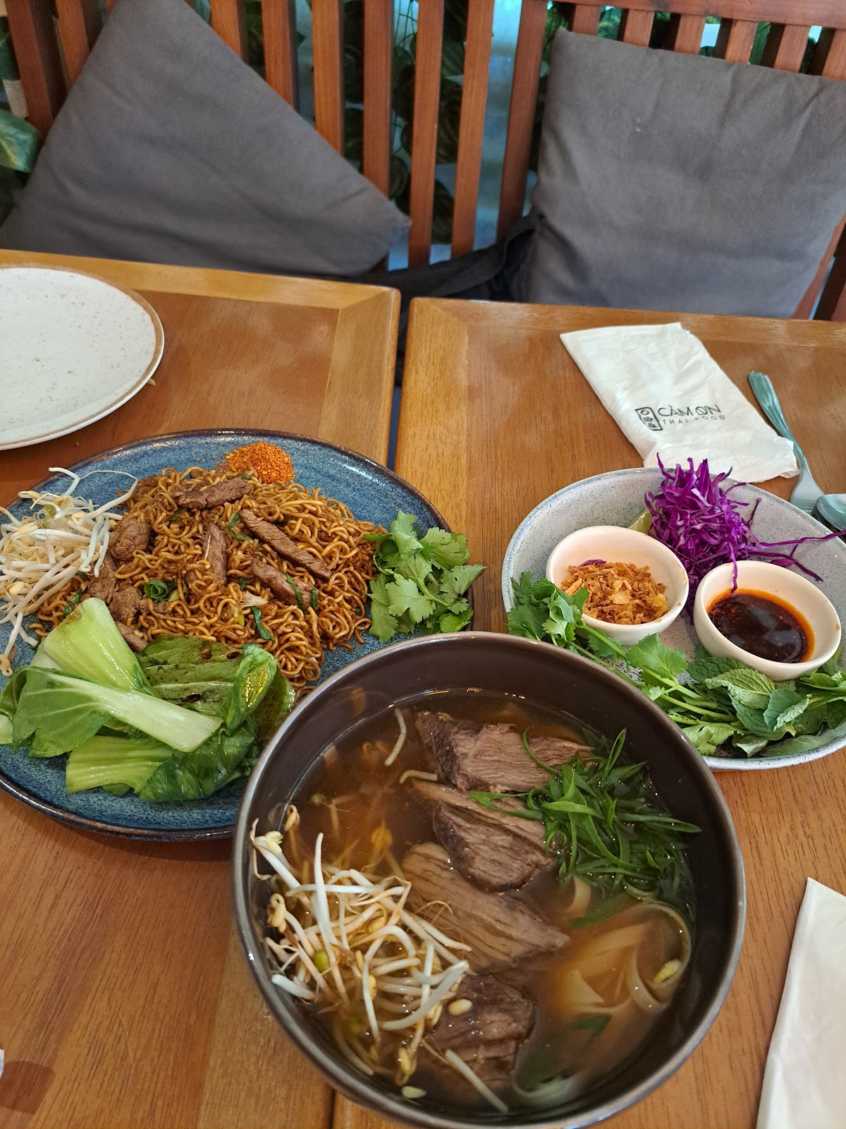 Càm O'n - Thai Food