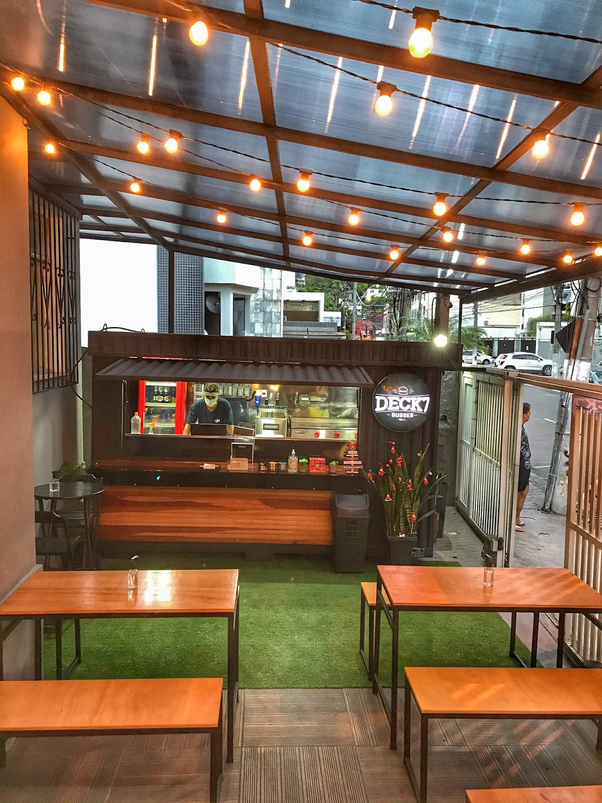 Foto de Deck 7 Burger
